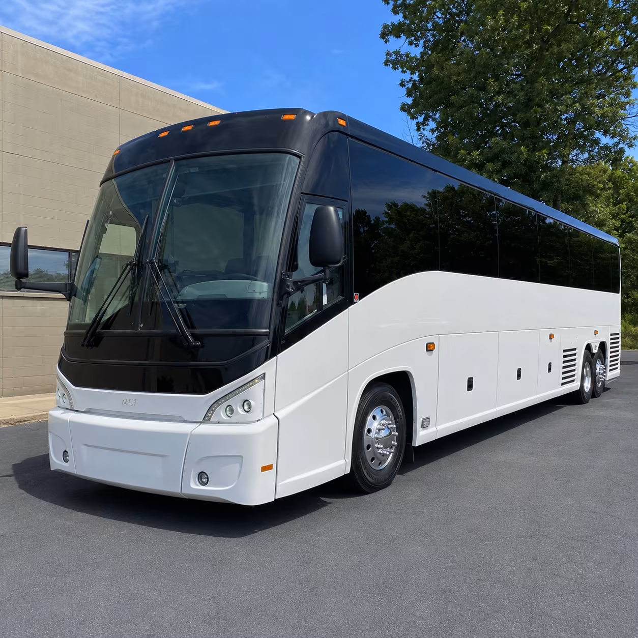 Pearland Airport Shuttle & Transportation party bus exterior