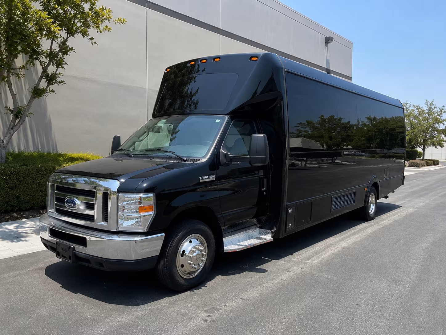 Pearland Bachelor & Bachelorette Transportation party bus exterior