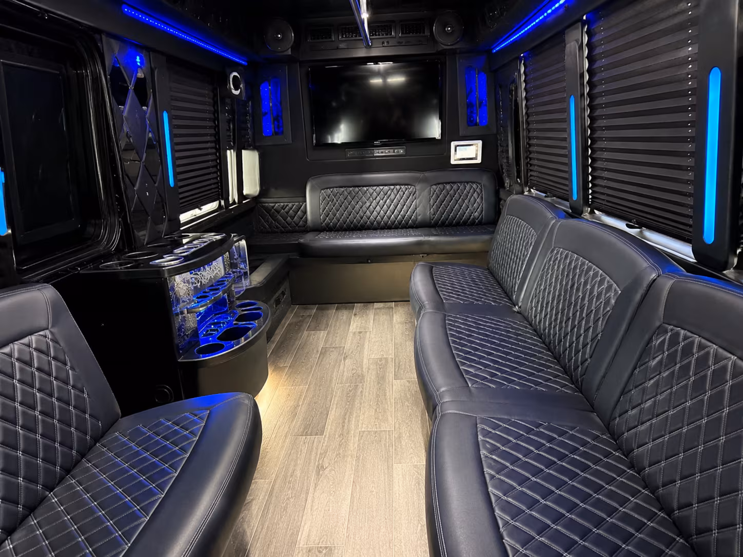 Sugar Land Birthday, Sweet 16, & Quinceañera Party Bus Rentals